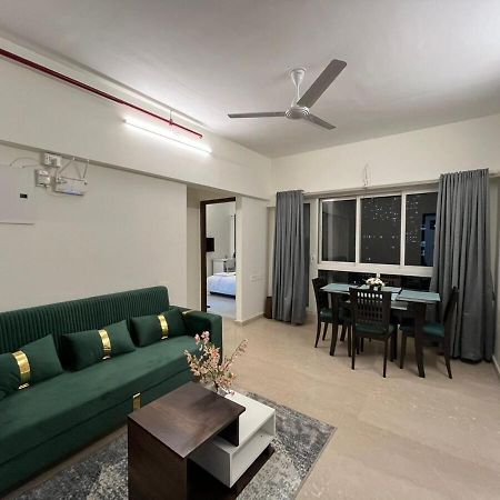 2Bhk Plus Living Room Near Nesco Malad East West Mumbai  Buitenkant foto